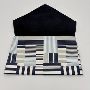 Vittoria Napoli Italian Leather Envelope Clutch – Blue/White Geometric Print